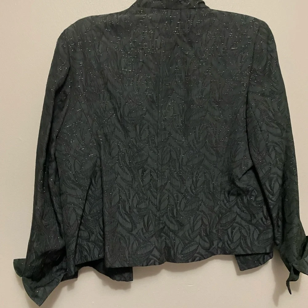 Jacket - Picture 3 of 4